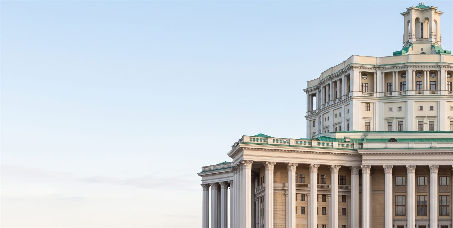 Панорама центра Москвы — премиум-вторичка Мещанского района