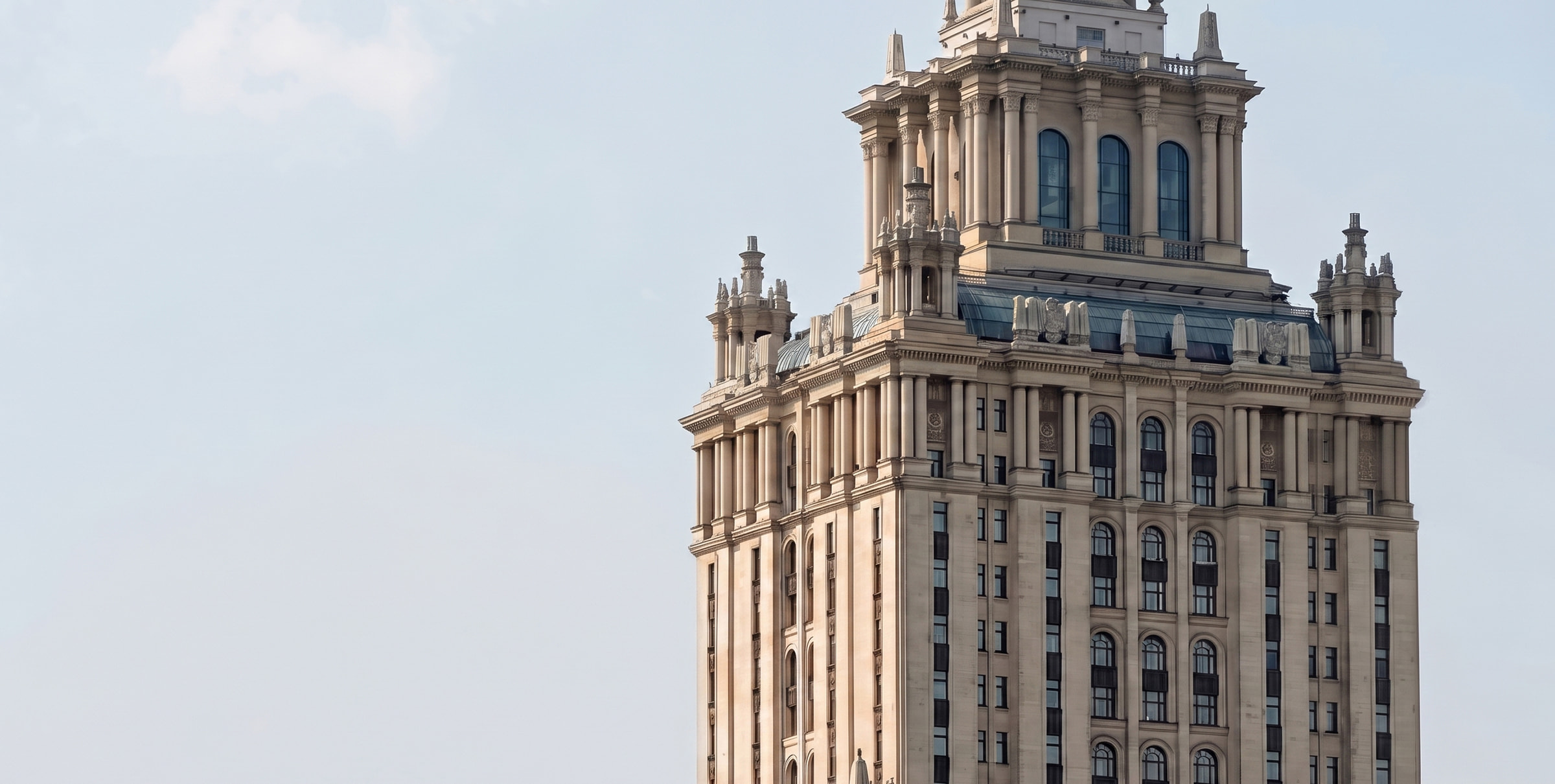 Гостиница «Украина»&nbsp;—&nbsp;флагман-кейс, нежилые апартаменты 148&nbsp;млн рублей